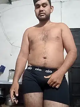 Snapshot of travieso2893 chatting on November 2025 06:45:01 AM travieso2893 online show from November 2025 06:45:01 AM