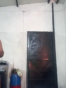 Snapshot of travieso2893 chatting on February 2026 12:59:02 PM travieso2893 online show from February 2026 12:59:02 PM