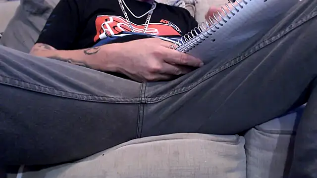 JohnnyKorrupt  online show from September 2025 02:39:02 PM