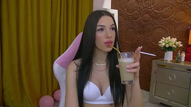 IrisMonn online show from December 2024 06:25:02 AM