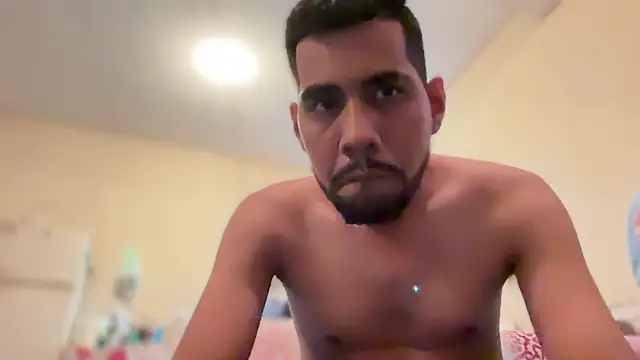 Snapshot of EnriquePersian197 chatting on January 2025 10:57:02 PM EnriquePersian197 online show from January 2025 10:57:02 PM