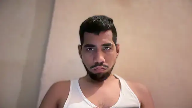 Snapshot of EnriquePersian197 chatting on January 2025 08:35:02 PM EnriquePersian197 online show from January 2025 08:35:02 PM