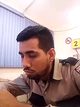 Snapshot of EnriquePersian197 chatting on February 2025 06:47:02 PM EnriquePersian197 online show from February 2025 06:47:02 PM