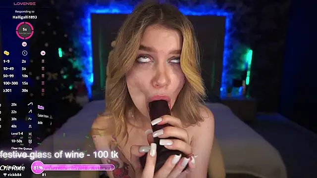 Snapshot of AnacondaOn chatting on December 2024 06:02:02 PM AnacondaOn online show from December 2024 06:02:02 PM