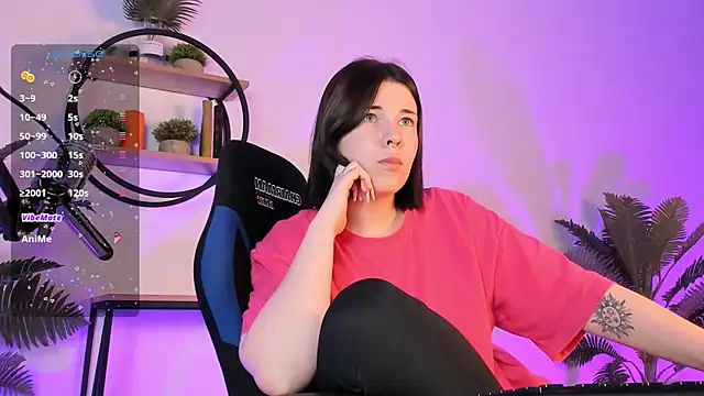 AliceSunday online show from March 2025 02:01:02 PM