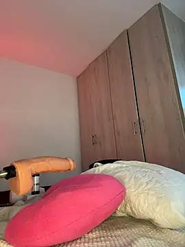 amaal  online show from April 2026 09:01:02 PM