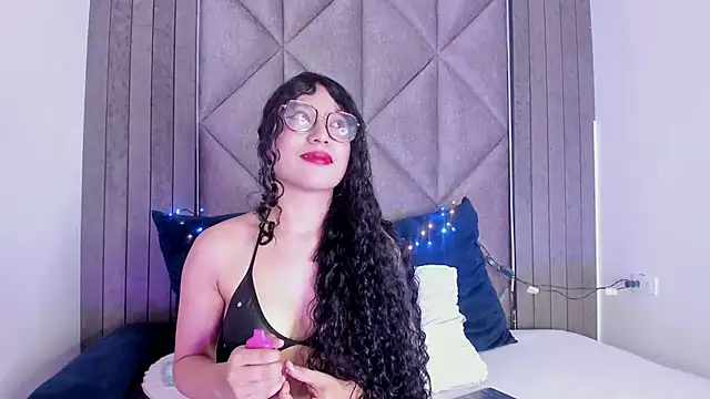 BriaConner  online show from February 2025 05:14:02 AM