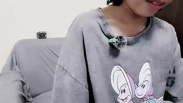 Snapshot of Fine-sand chatting on July 2026 04:10:02 PM Fine-sand online show from July 2026 04:10:02 PM