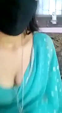 Snapshot of Bulbul_02 chatting on February 2025 09:01:01 AM Bulbul 02 online show from February 2025 09:01:01 AM