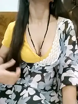 Snapshot of Bulbul_02 chatting on September 2025 05:11:01 AM Bulbul 02 online show from September 2025 05:11:01 AM