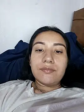 Snapshot of Hellen_Alex chatting on April 2026 01:37:02 PM Hellen Alex online show from April 2026 01:37:02 PM
