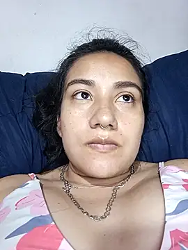 Snapshot of Hellen_Alex chatting on May 2026 03:06:02 PM Hellen Alex online show from May 2026 03:06:02 PM