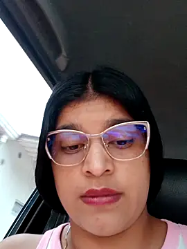 Snapshot of naughty-girl01 chatting on March 2025 05:47:01 PM naughty-girl01 online show from March 2025 05:47:01 PM