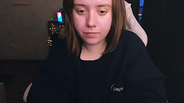 June shy0 online show from December 2024 07:56:02 AM