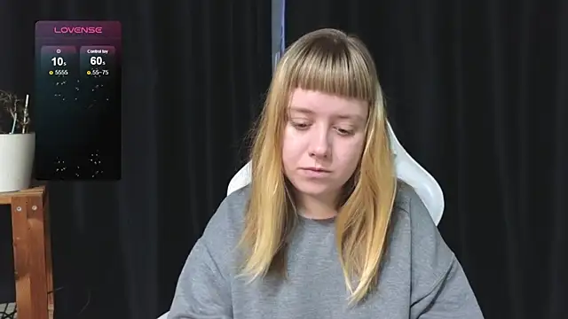 June shy0 online show from December 2025 08:10:01 AM