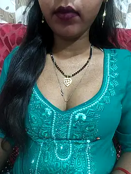 Snapshot of Sharmila-Singh chatting on April 2026 08:32:01 PM Sharmila-Singh online show from April 2026 08:32:01 PM