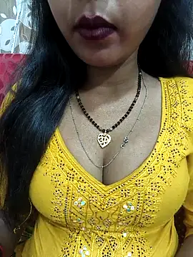 Snapshot of Sharmila-Singh chatting on April 2026 06:31:01 PM Sharmila-Singh online show from April 2026 06:31:01 PM