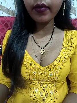 Snapshot of Sharmila-Singh chatting on April 2026 03:42:01 PM Sharmila-Singh online show from April 2026 03:42:01 PM