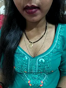 Snapshot of Sharmila-Singh chatting on April 2026 09:08:01 PM Sharmila-Singh online show from April 2026 09:08:01 PM