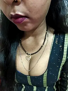 Snapshot of Sharmila-Singh chatting on May 2026 05:24:01 AM Sharmila-Singh online show from May 2026 05:24:01 AM