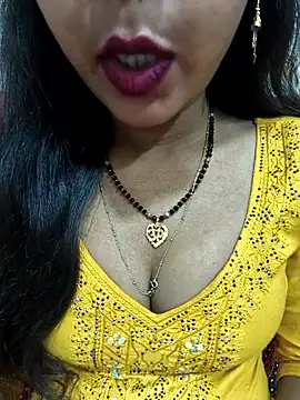 Snapshot of Sharmila-Singh chatting on May 2026 05:42:02 PM Sharmila-Singh online show from May 2026 05:42:02 PM