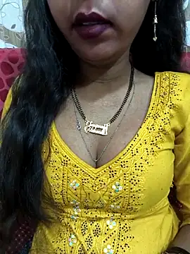 Snapshot of Sharmila-Singh chatting on May 2026 05:21:02 PM Sharmila-Singh online show from May 2026 05:21:02 PM