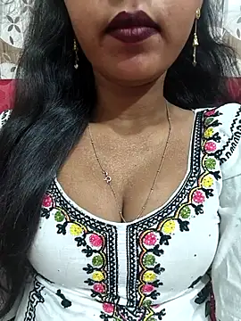 Snapshot of Sharmila-Singh chatting on May 2026 07:28:02 AM Sharmila-Singh online show from May 2026 07:28:02 AM