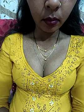 Snapshot of Sharmila-Singh chatting on May 2026 12:31:02 PM Sharmila-Singh online show from May 2026 12:31:02 PM