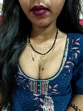 Snapshot of Sharmila-Singh chatting on June 2026 06:33:02 PM Sharmila-Singh online show from June 2026 06:33:02 PM