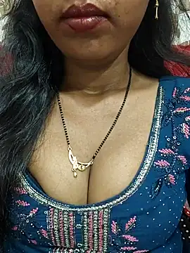 Snapshot of Sharmila-Singh chatting on June 2026 09:40:01 AM Sharmila-Singh online show from June 2026 09:40:01 AM
