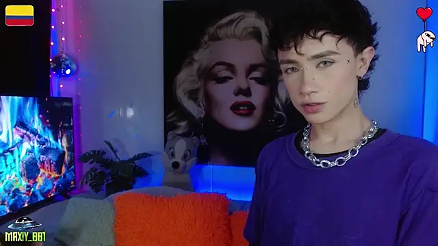 Snapshot of maxiy_001 chatting on July 2026 01:30:01 AM maxiy 001 online show from July 2026 01:30:01 AM
