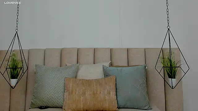 Snapshot of Olivia_Collins1 chatting on March 2025 01:34:02 AM Olivia Collins1 online show from March 2025 01:34:02 AM