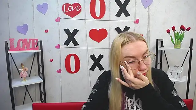 BeatriceFly online show from February 2025 06:15:01 AM