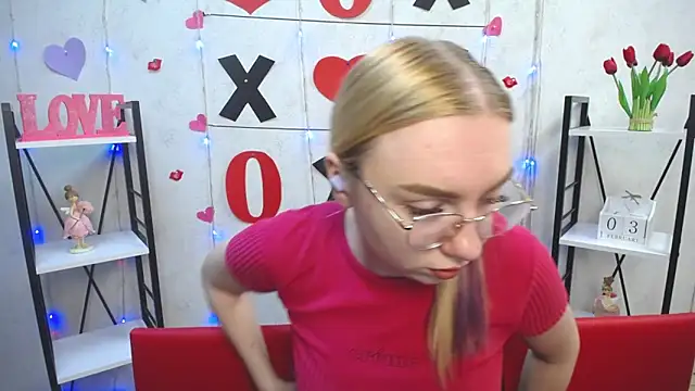 BeatriceFly online show from February 2025 09:19:01 AM