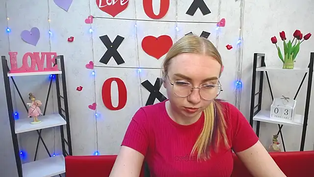 BeatriceFly online show from February 2025 03:27:02 PM