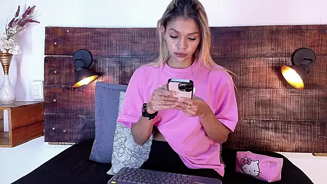 Snapshot of Celeste_sanz chatting on July 2026 11:02:02 AM Celeste sanz online show from July 2026 11:02:02 AM