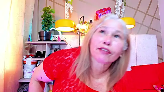 girl amada online show from February 2025 10:36:02 PM