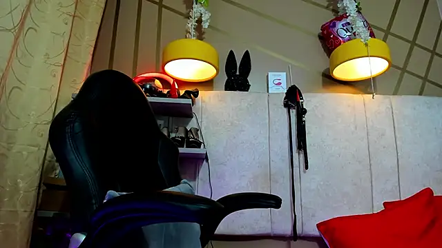 girl amada online show from February 2025 11:34:02 PM