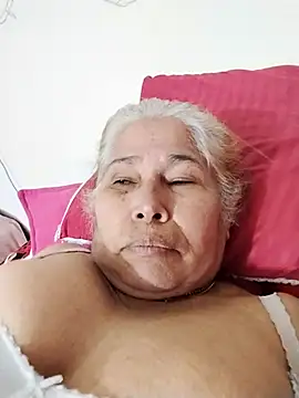 girl amada online show from October 2025 10:51:02 PM