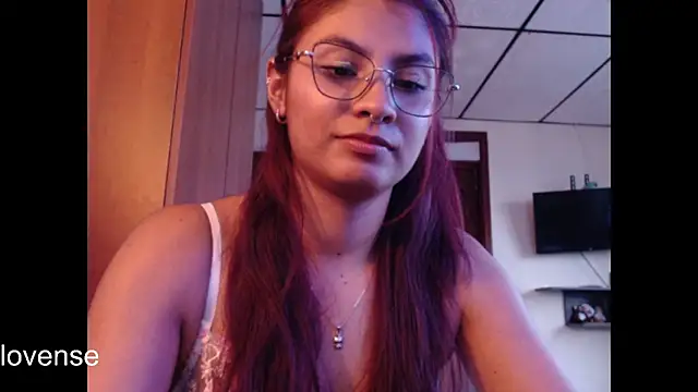 Snapshot of hanna_beili chatting on April 2026 08:57:02 PM hanna beili online show from April 2026 08:57:02 PM