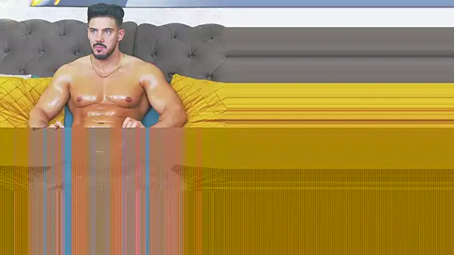 Snapshot of DustinKeent chatting on June 2026 06:05:01 AM DustinKeent online show from June 2026 06:05:01 AM