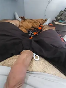 mfreitas005 online show from October 2025 04:06:02 PM