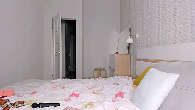 Clear Angel online show from September 2025 02:34:02 AM