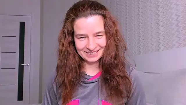 Clear Angel online show from December 2025 12:43:01 PM