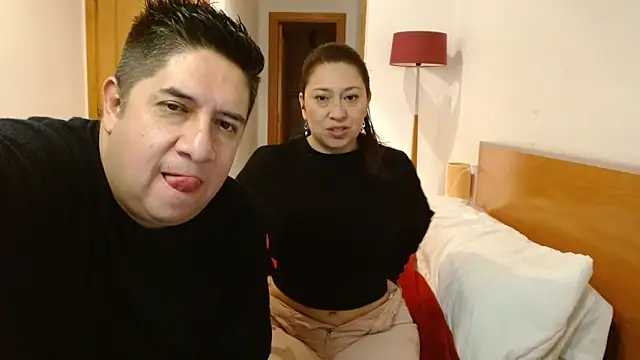 THIAGOEVA online show from March 2025 12:04:02 PM