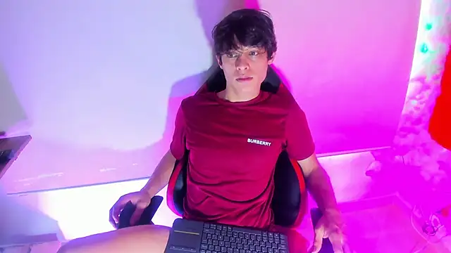 LilOwen  online show from January 2026 05:51:02 PM