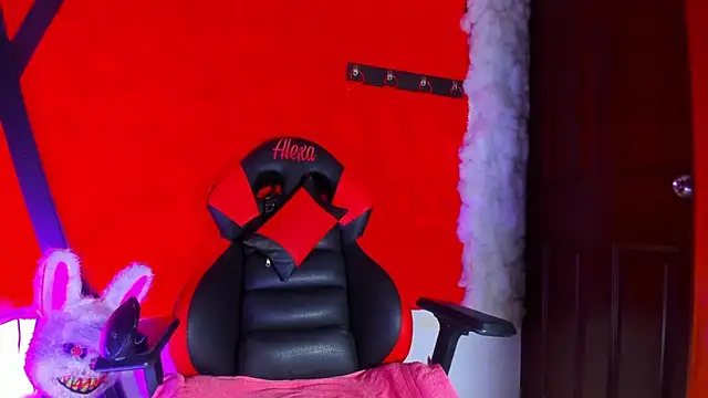 LilOwen  online show from March 2026 09:07:01 PM