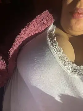 Snapshot of Samarr_9and chatting on March 2025 01:37:02 AM Samarr 9and online show from March 2025 01:37:02 AM