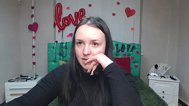 IsabelBlackberry online show from February 2025 03:26:02 PM