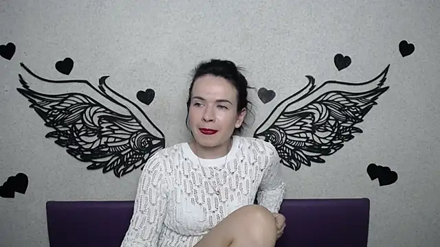 JasmineKouch online show from September 2025 05:12:02 PM